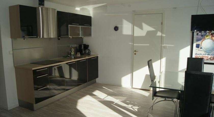 Aalesund Airport Hotel Ytterland Ruang foto