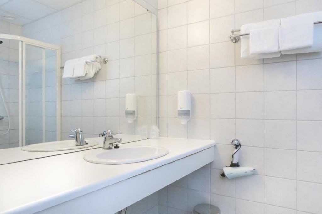 Aalesund Airport Hotel Ytterland Bagian luar foto