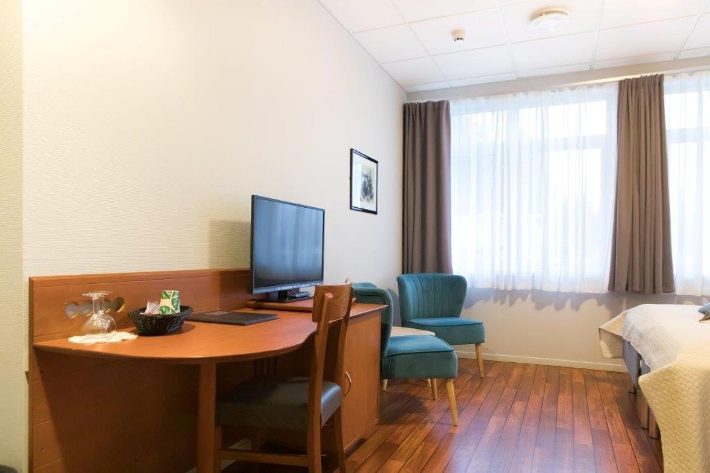 Aalesund Airport Hotel Ytterland Bagian luar foto