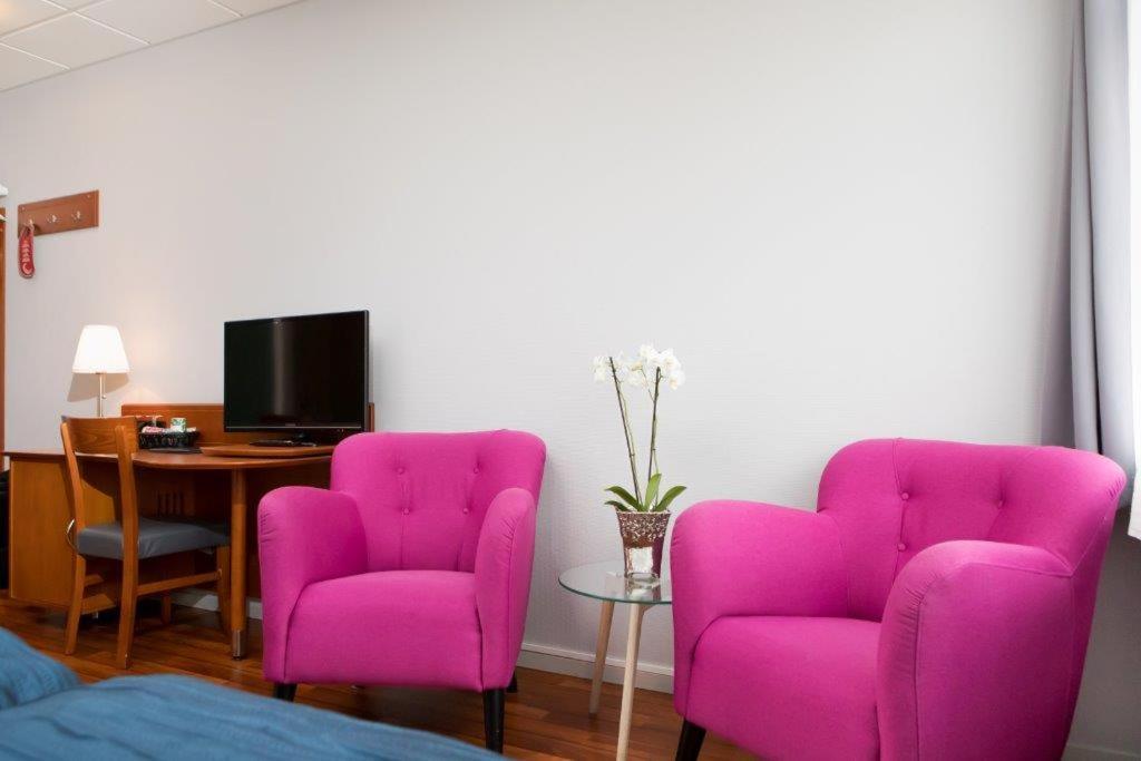 Aalesund Airport Hotel Ytterland Bagian luar foto